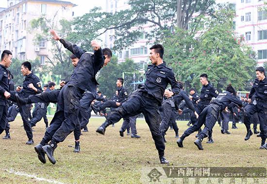 广西监狱特警开展反恐防暴技能比武