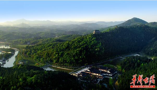 盘龙大观园    "五岳归来不看山,盘龙归来不看花".