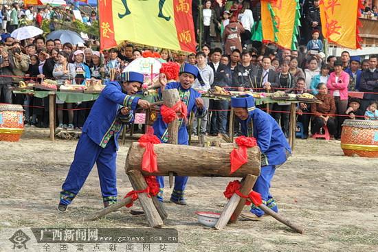 田世远 班华俭)3月10日至11日,2018年天峨县红水河壮族蚂拐民俗文化节