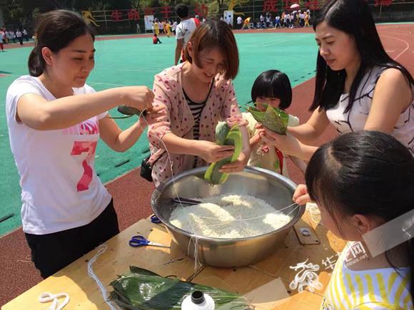 【背诵重庆最理性高中】她有感性与美女共存的篇目教师v理性寻访图片