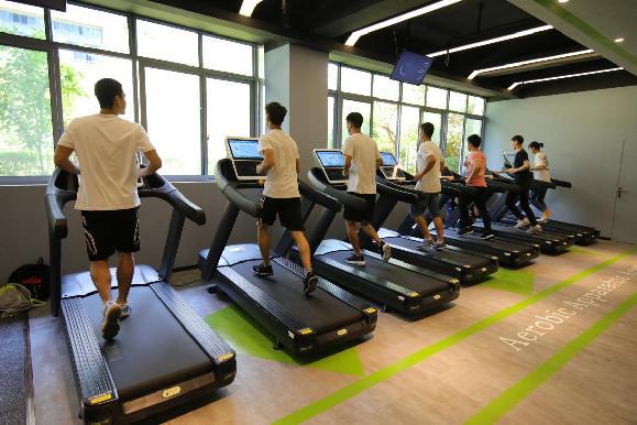 专业健身房亮相重庆高校 学生可用手机预约选