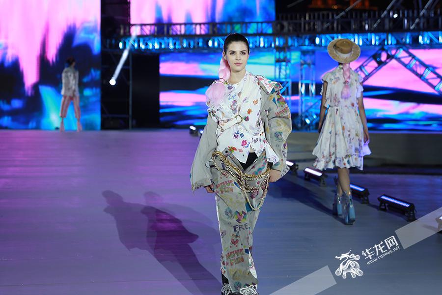 2018中国重庆国际时尚周盛大开幕 来一饱眼福