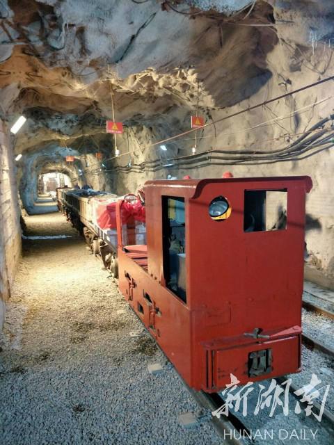 世界最深金矿:地下4350米相当10个帝国大厦(图4) 开采金矿_开采金矿矿山_缅甸沙金矿开采视频