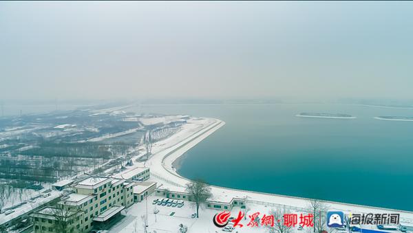 美如画!聊城度假区望岳湖上迎初雪