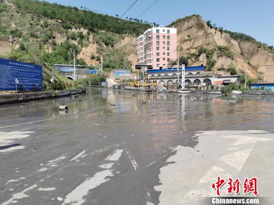 陕西子长蓄水坝溃塌系违法倾倒弃渣造成两嫌疑人被刑拘