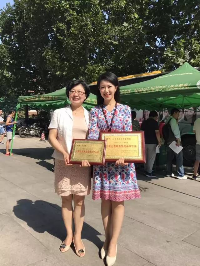 无偿献血 电视人由推广者变亲历者!