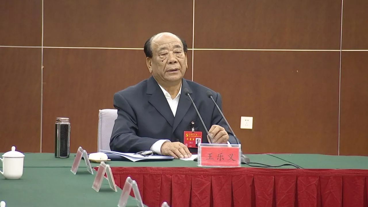 党的十九大代表王乐义回寿光后,两天的密集行程透露出