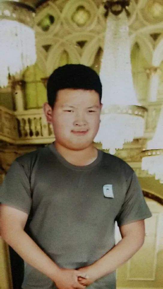 紧急寻人!潍坊18岁小伙走失,母亲哭的不成人样.