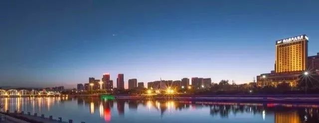 召文台丨来一波文登夜景航拍图,图美文更美!