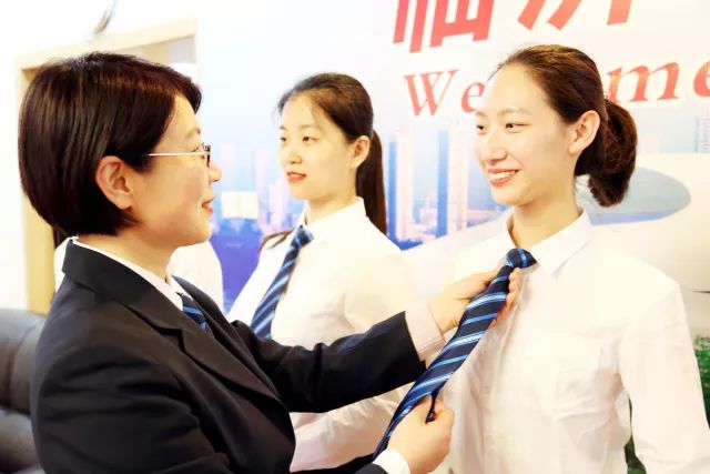 超火抖音视频《海藻舞》强力来袭