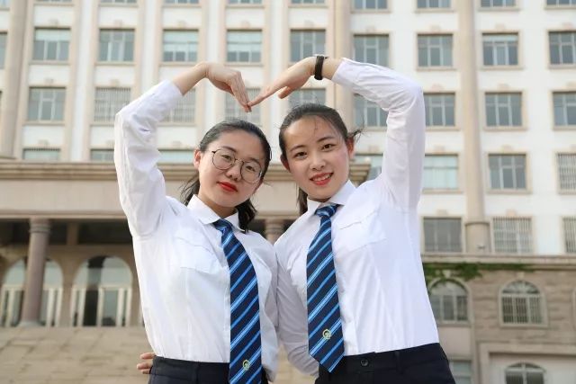 超火抖音视频《海藻舞》强力来袭