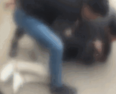 抓捕组现场抓捕犯罪嫌疑人