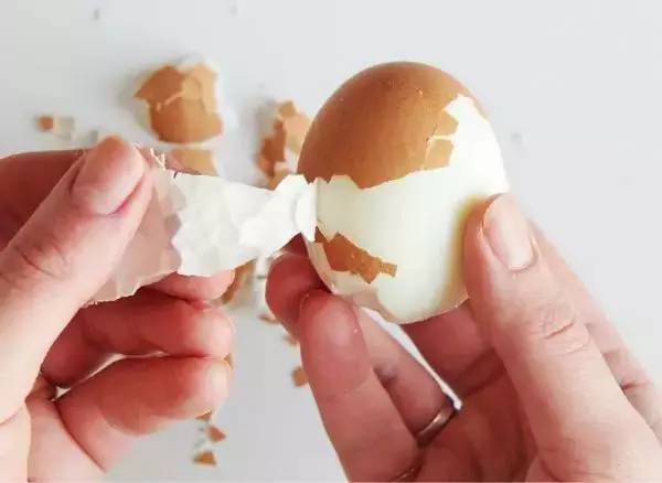 【实用】剥鸡蛋,剥板栗,剥水果…5秒搞定!这些方法实在是妙