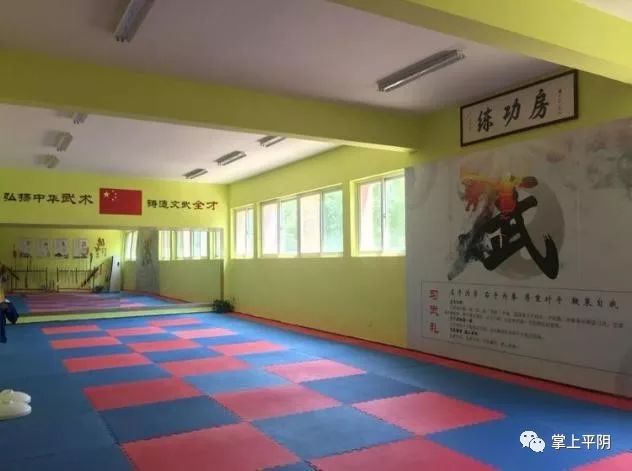 一楼80平方  太平拳历史文化展示大厅 二楼120平  武术多功能练功房