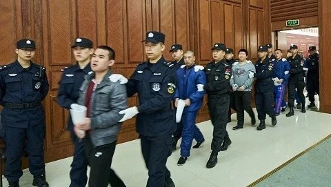 山东:涉嫌十项罪名的"黑老大"被判25年!