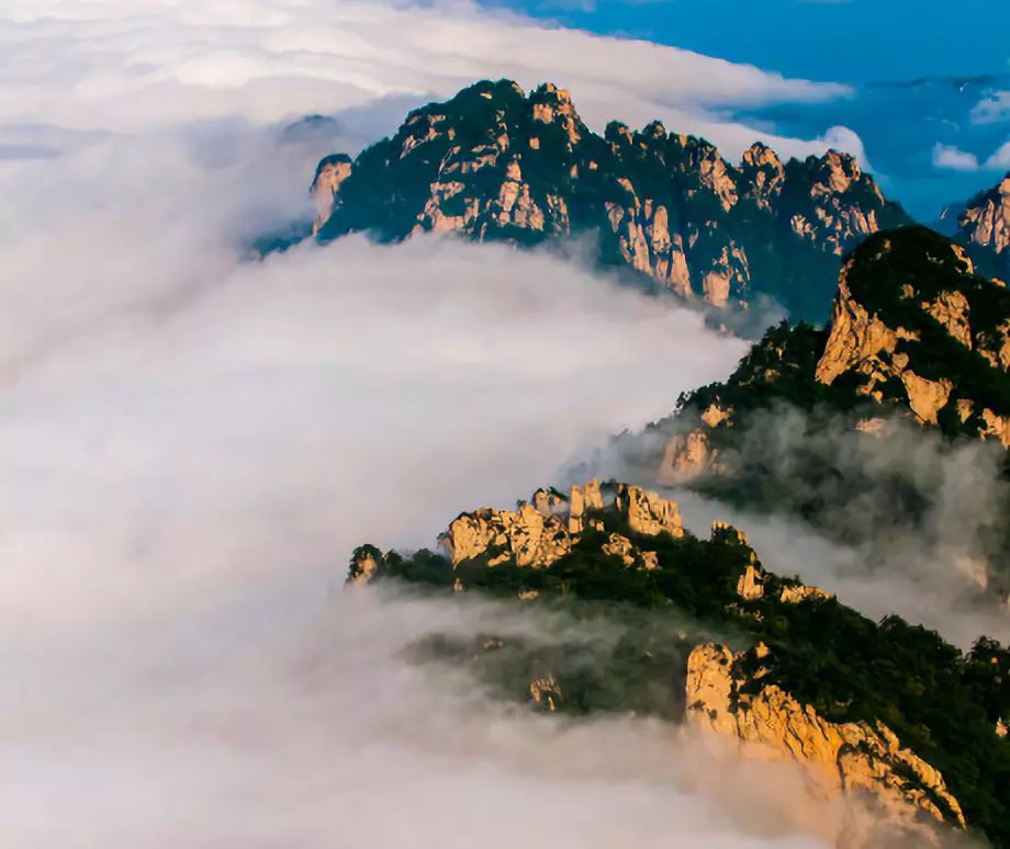 在山东,除了"天下第一山"的泰山, by牛静涛 踏足于梦幻的沂蒙山 沂