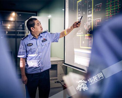 【两学一做 重庆好警察】渝中刑侦支队长李凌的32年刑侦路 每处伤疤