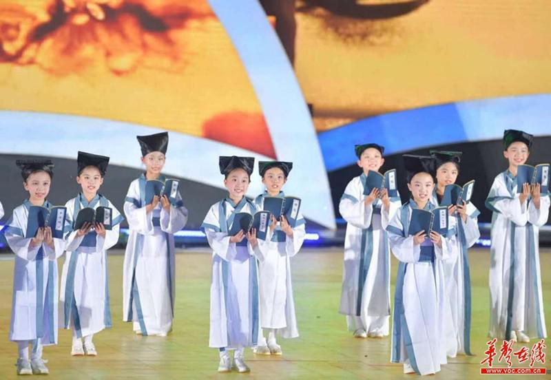 图 唐俊      华声在线9月25日讯(记者 黄煌 刘玉锋 徐亚平 通讯员 易