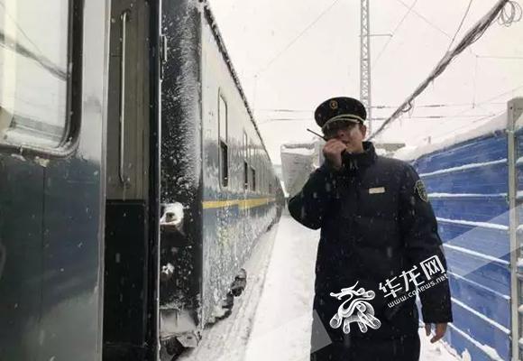 受降雪天气影响 西南地区部分旅客列车晚点运行_媒体推荐_新闻_齐鲁网