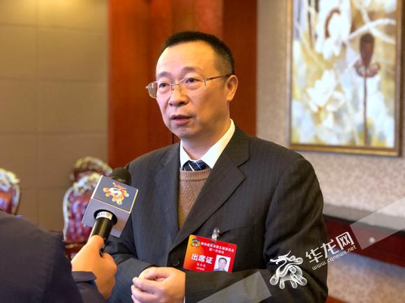 两会代表委员热议:引导金融"活水" 浇灌实体经济