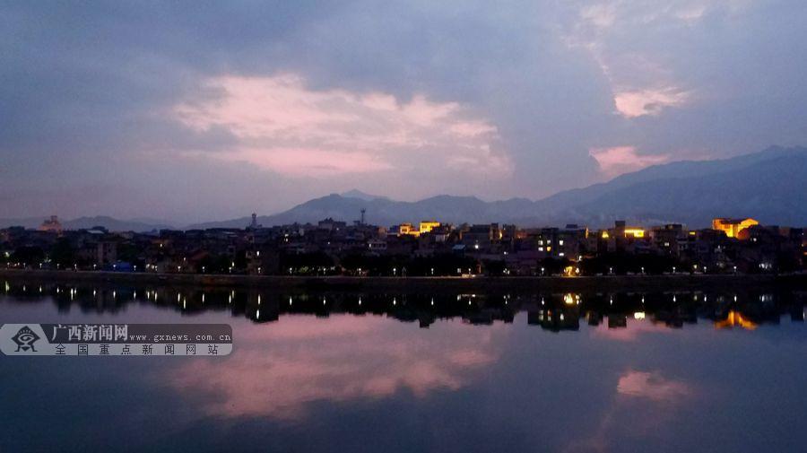 灯光璀璨融江融安县城段夜色迷人组图