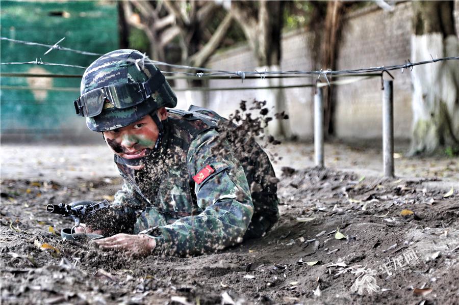 组图奋斗正当时重庆武警特战队员以魔鬼式训练致意青春