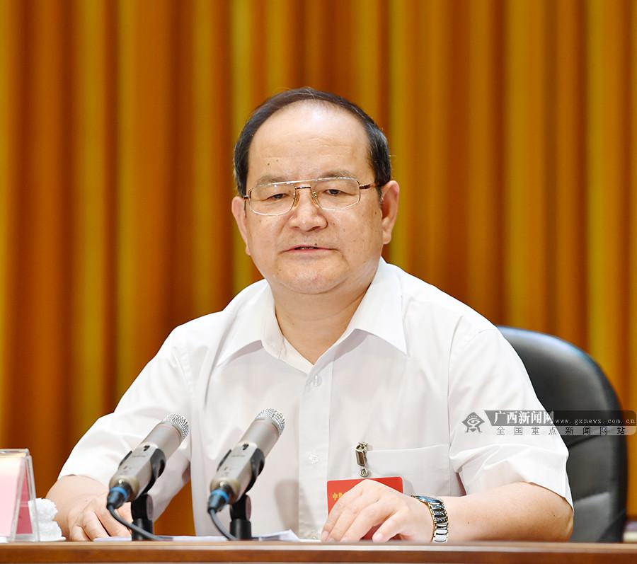 全区组织工作会议召开 鹿心社出席会议并发表讲话