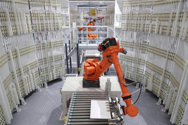 智能板件分拣系统,硬件采用目前最流行的六轴工业机器人