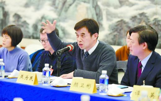 媒体推荐让乡村跟上现代化步伐    1月28日上午,刘伟志代表在张家界市