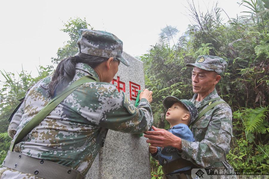 【走邊關】天池國防民兵哨所哨長凌尚前：祖國南疆的“忠誠界碑”