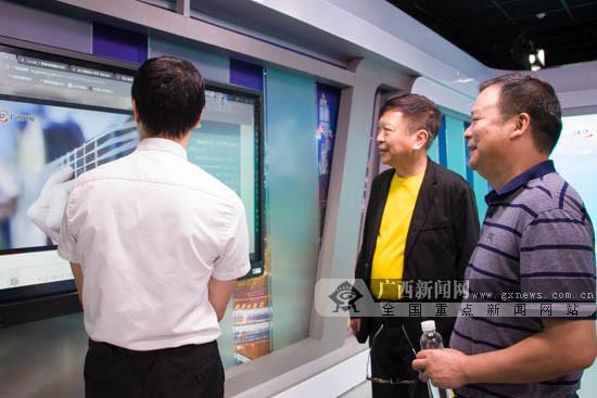 印度尼西亞“友誼使者”近距離體驗“廣西云”