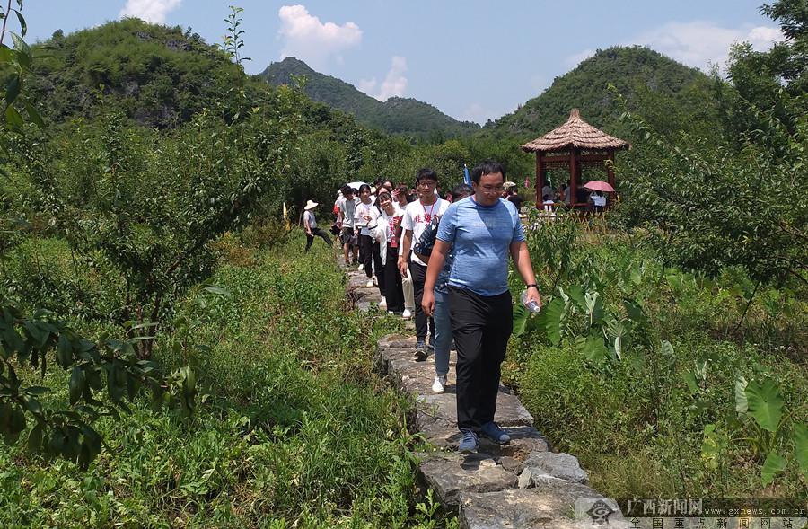 廣西“重走長征路”活動堅定新時代大學生理想信念