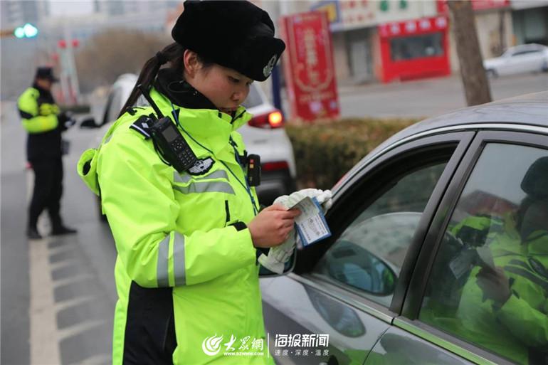 新春走基层德州交警女子中队春节不打烊做好城市的坚守者