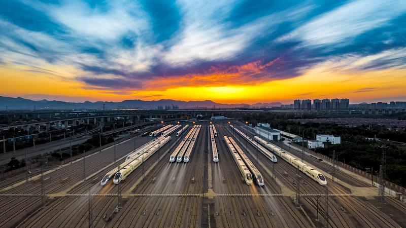 铁路部门多措并举共建京广线展现中国铁路标杆