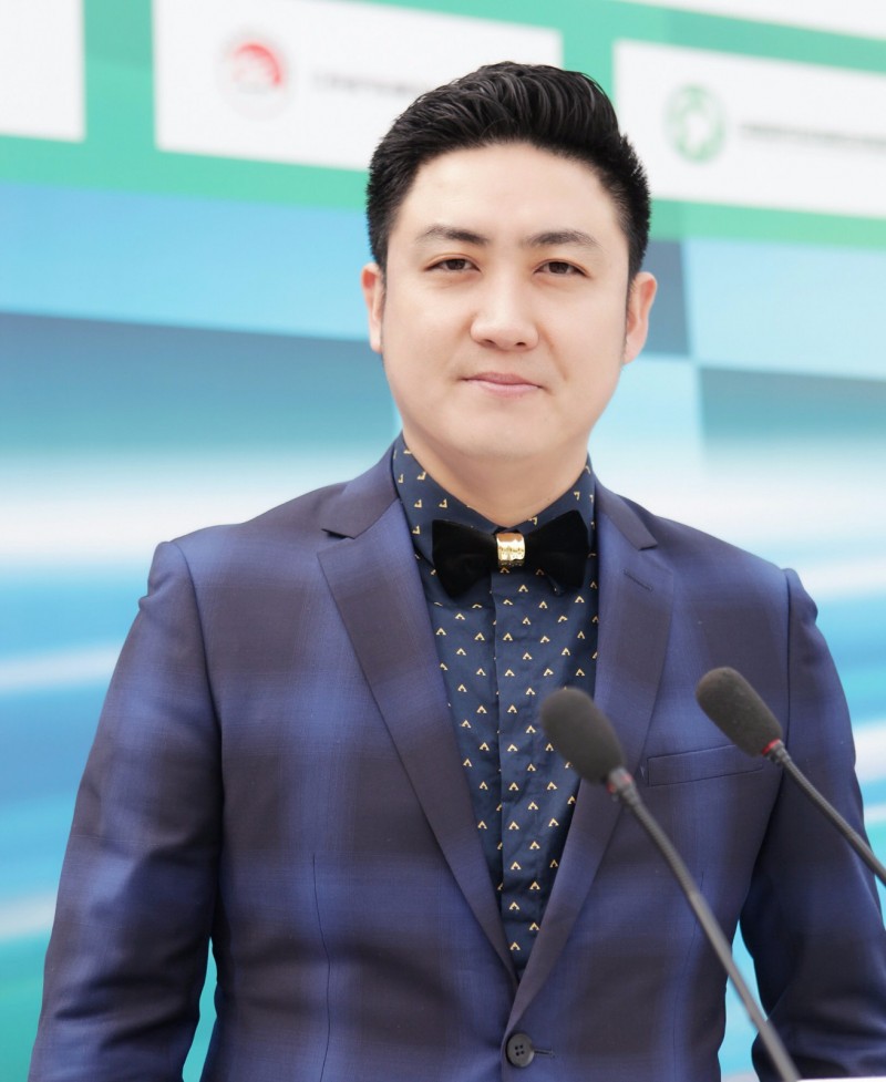 杨扬侃车对比试驾昂克赛拉20l在这些方面比新思域15t更实用更好开