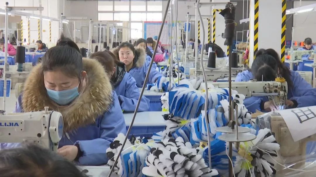 一副手套卖三千多!这是中国制造!山东制造!嘉祥制造!