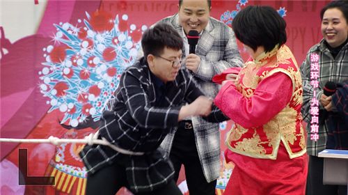 邹正华喜添宝贝志波含情脉脉只为她
