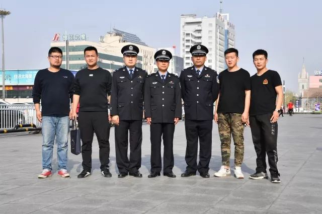 珍贵老照片:一场跨越时空的对话