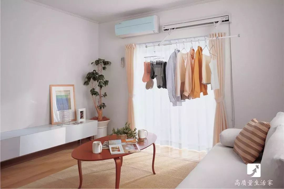 5,阳台的风格也极具张力的体现着主人的审美理念和生活品味,所以在晾