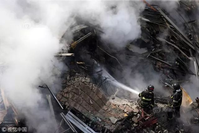 巴西一废弃公寓楼失火坍塌死亡人数或高达45人