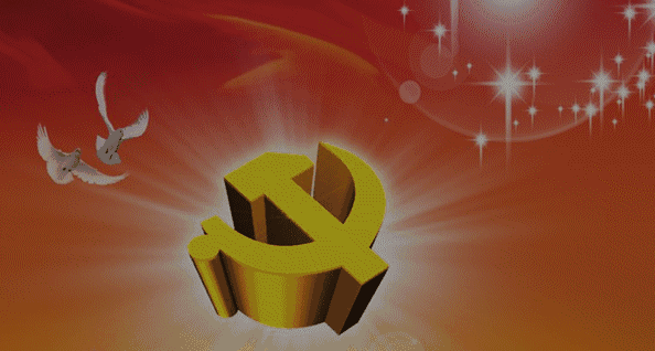 大家在感受节日庆典热闹氛围的同时, 也接受爱党爱国教育!