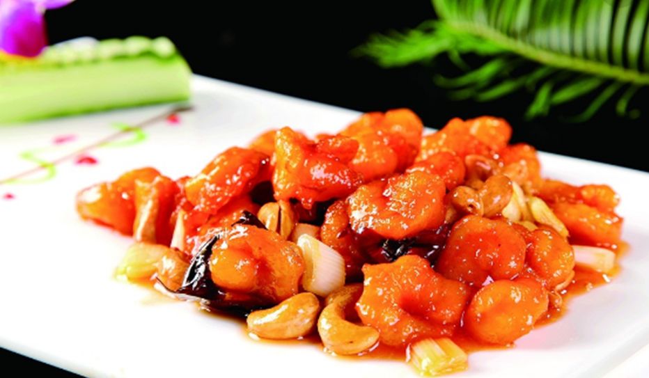 美食夏天餐桌上来点不一样试试宫保虾球小朋友们的最爱