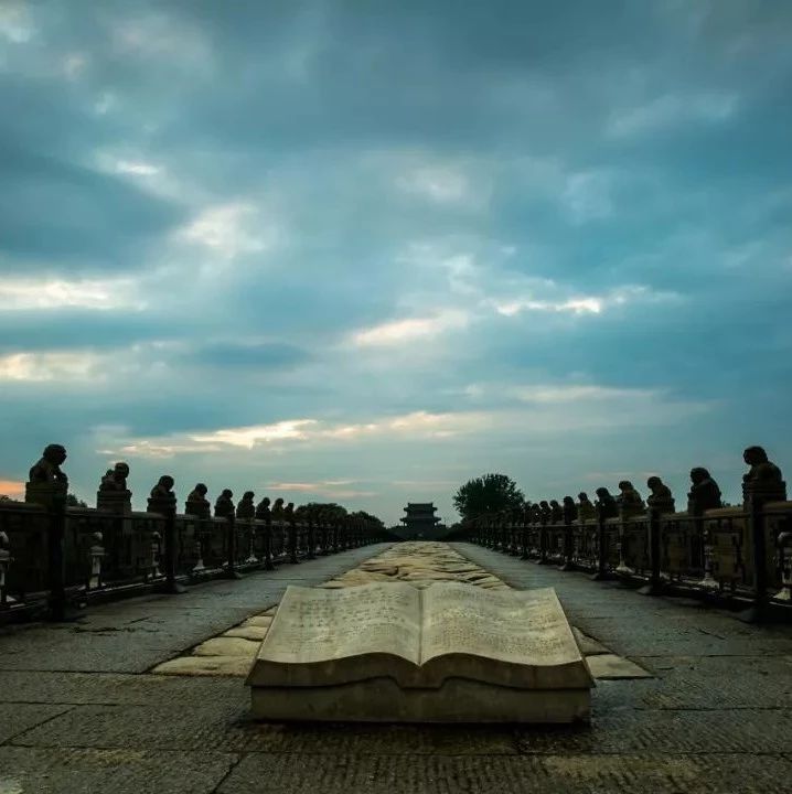 追思与铭记-闪电新闻