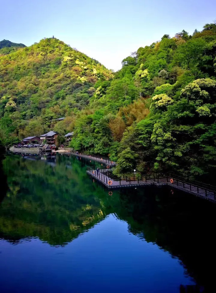 高端度假品茶赏溪观山古韵小众徽州私藏美景等你来