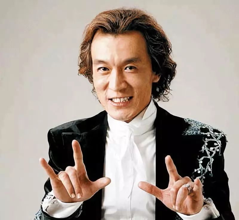 李咏:爱情就像塑料花