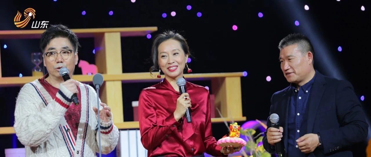 《花漾剧客厅》范雷"戏精附体"展示不同层次的哭 与范明"父子相认"